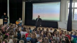 Eröffnung der Schulbücherei